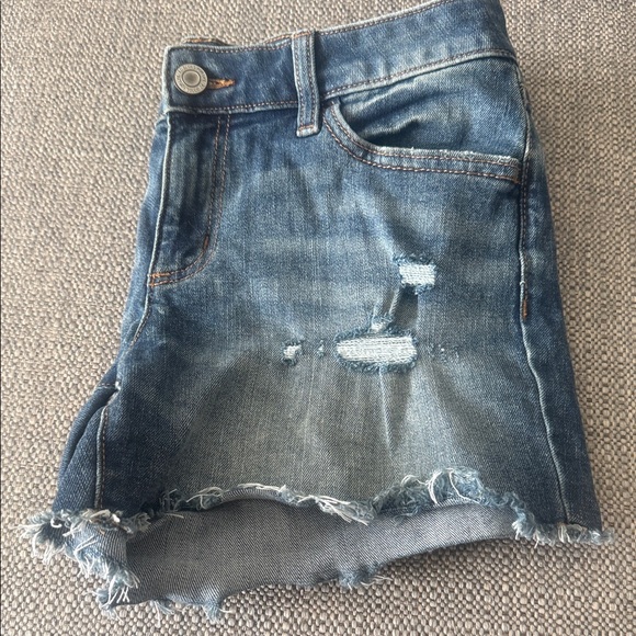 SO Blue Distressed Jean Shorts - Picture 5 of 5